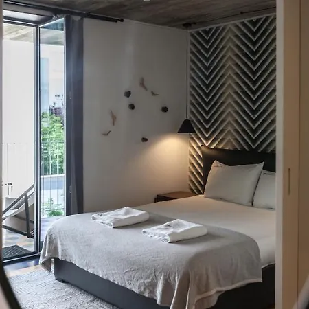 Flh Intendente Modern Mezzanine With Balcony * Lisbon