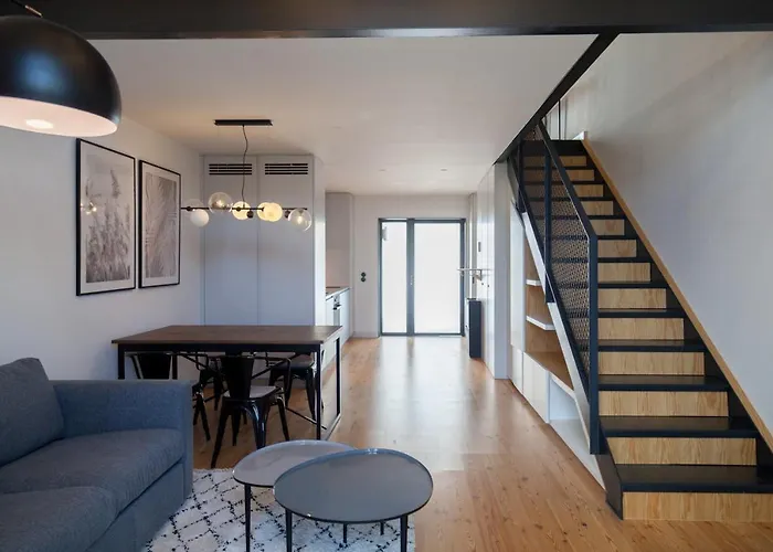 Flh Intendente Modern Mezzanine With Balcony Lisboa