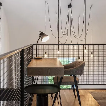 Flh Intendente Modern Mezzanine With Balcony شقة *